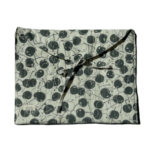 15.6" laptop case b&w cherries