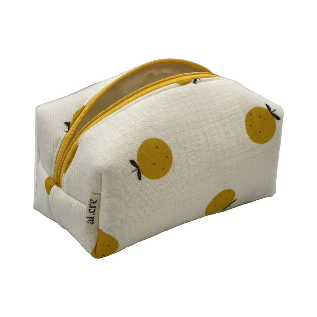 round lemons small makeup bag