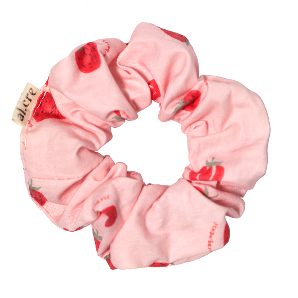 pink strawberries scrunchie