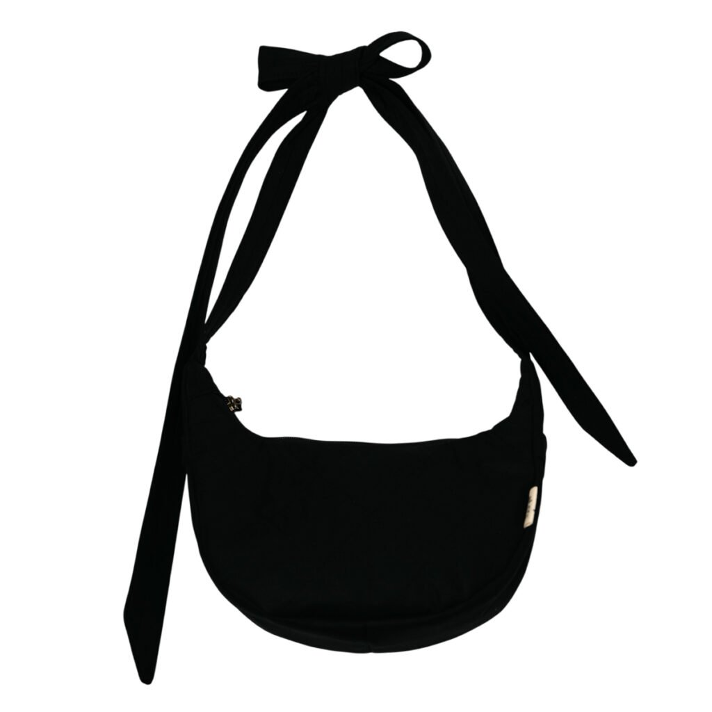 black banana bow bag