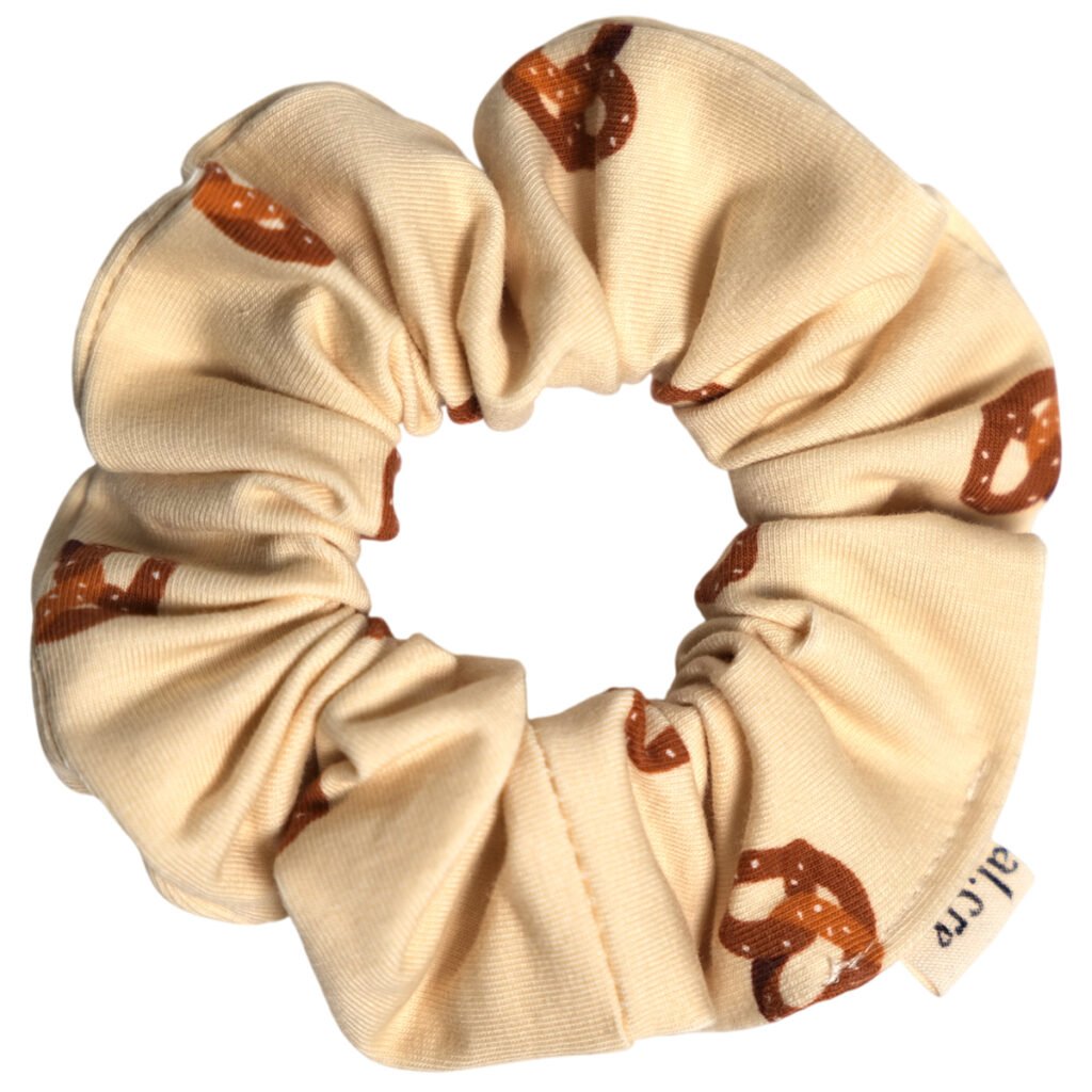 pretzels scrunchie